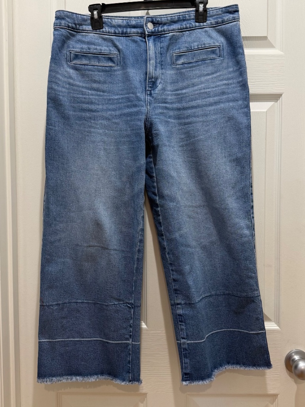 Talbots Wide Leg Crop Jean Mattituck Wash Blue Stretch Denim Size 12